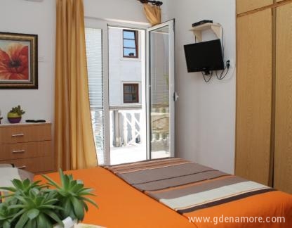 Apartments Bibin, Privatunterkunft im Ort Budva, Montenegro - Apartman 1